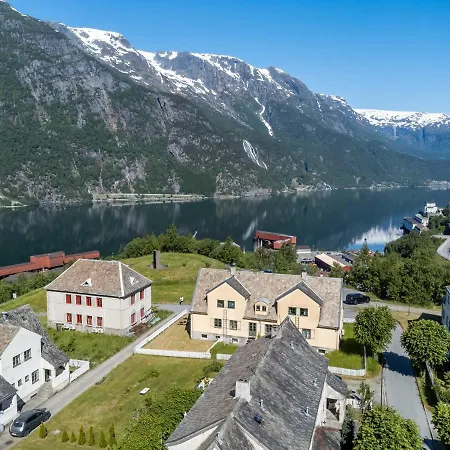Trolltunga View Apartamento *